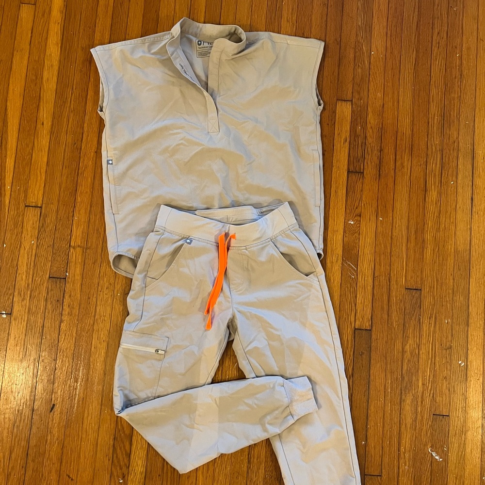 Figs Boulder scrubs